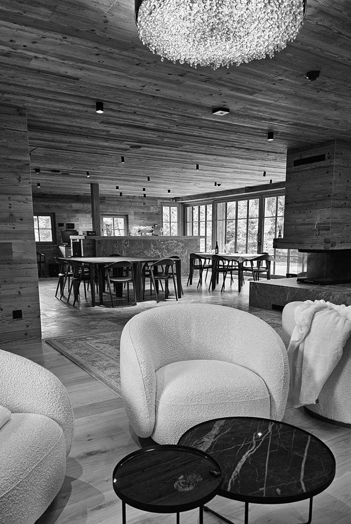 interier in oprema chalet hotela in apartmajev