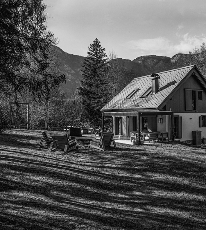 arhitektura chaleta v Triglavskem nacionalnem parku v Alpah